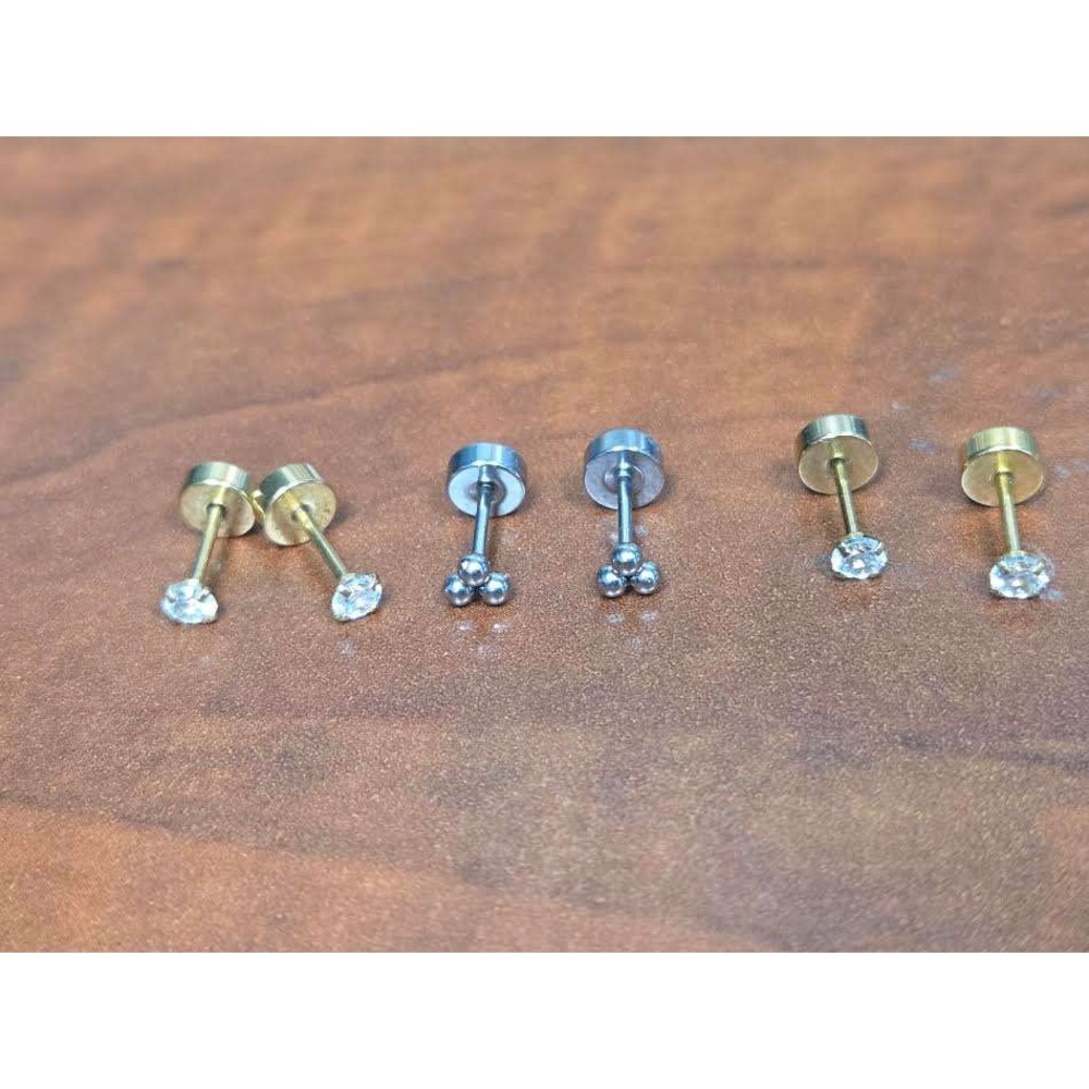 3 Pairs Flat Back Stud Earrings Gold Silver Tone Crystal Trinity Cartilage Set